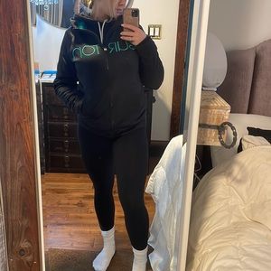 BURTON snowboarding/ski jacket